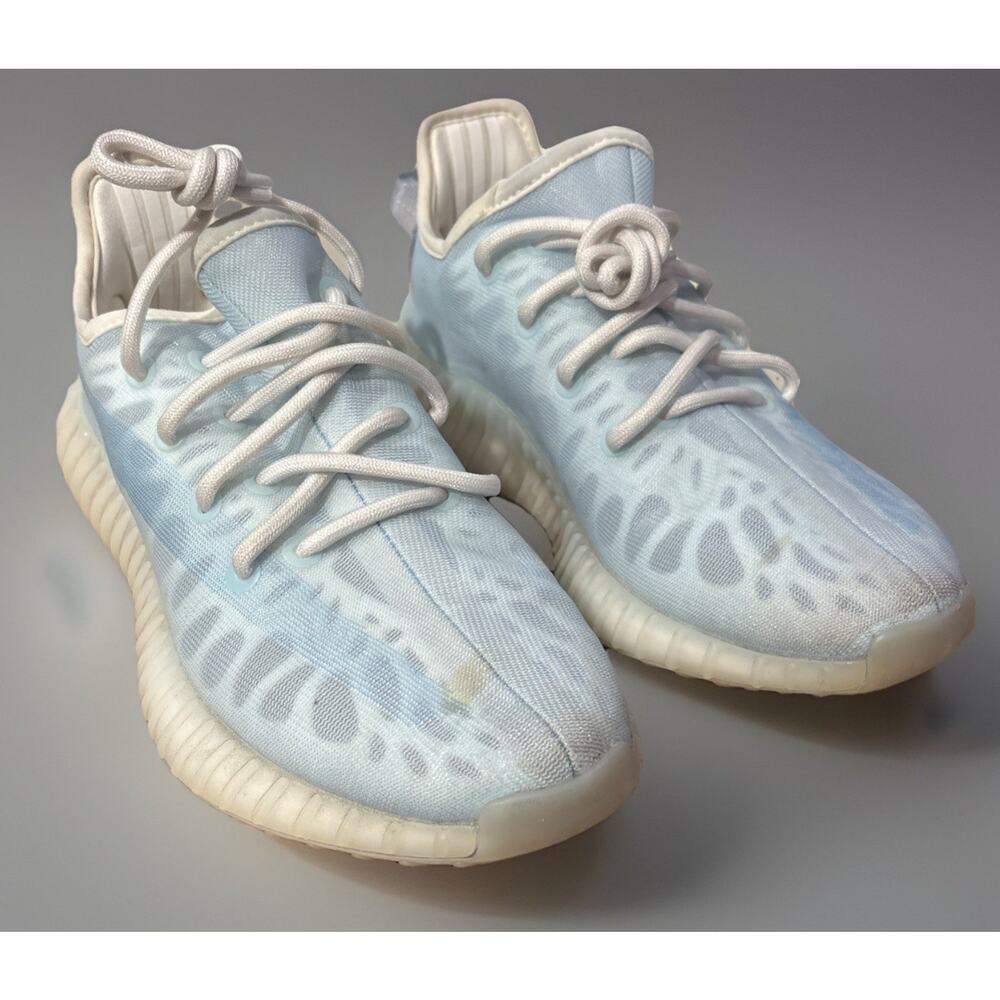 Adidas Yeezy Boost 350 V2 Mono Ice Blue Size 5.5